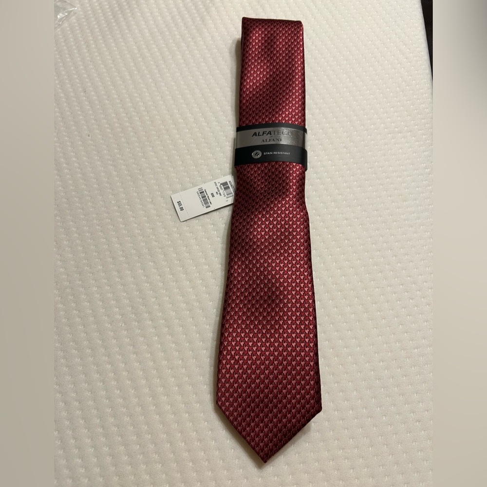 Alfatech by Alfani Men's Burgundy Red Houndstooth Tie Stain Resistant NWT
